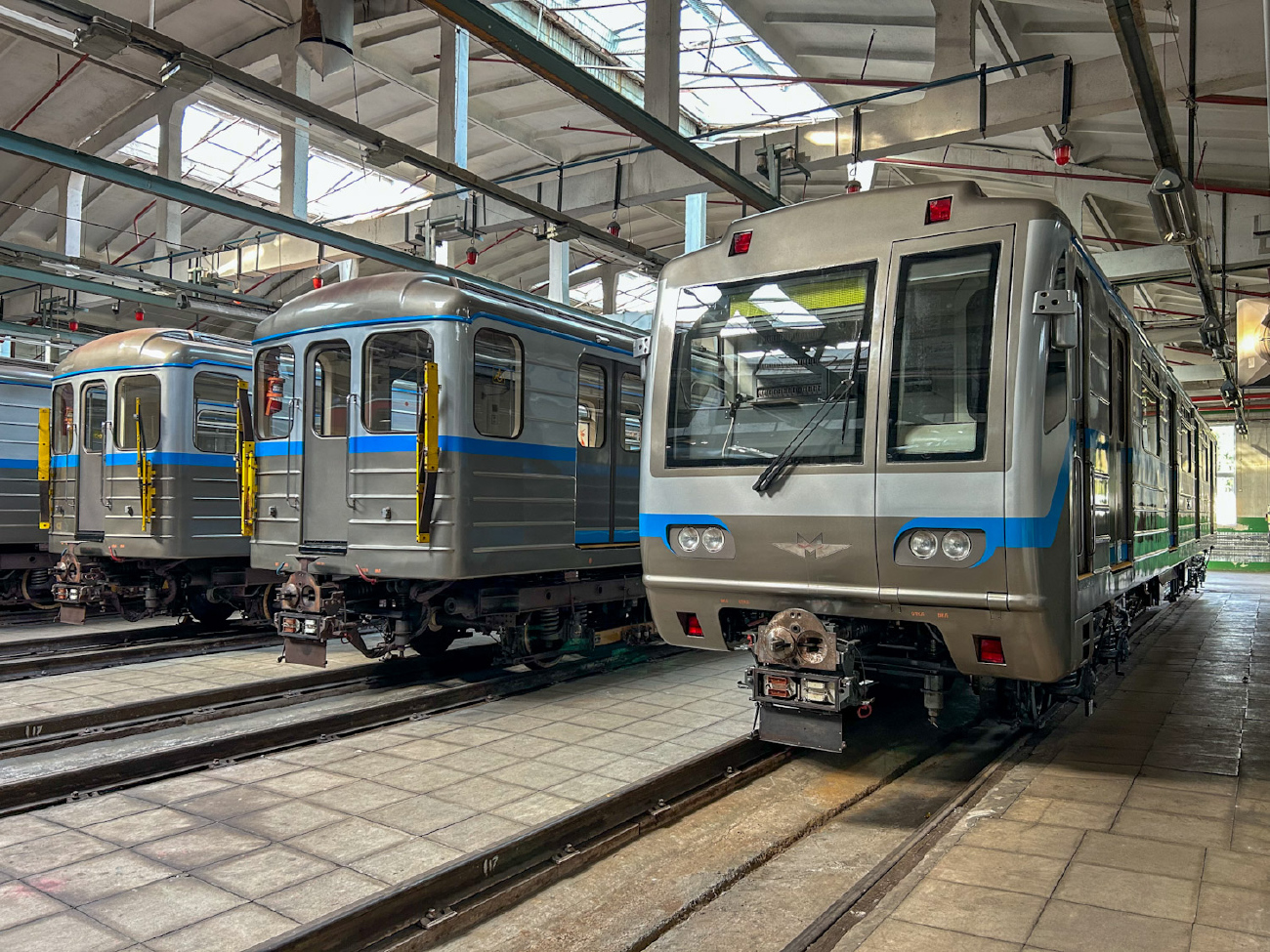 Екатеринбург, 81-717.6 № 27047; Екатеринбург — Метрополитен — Электродепо