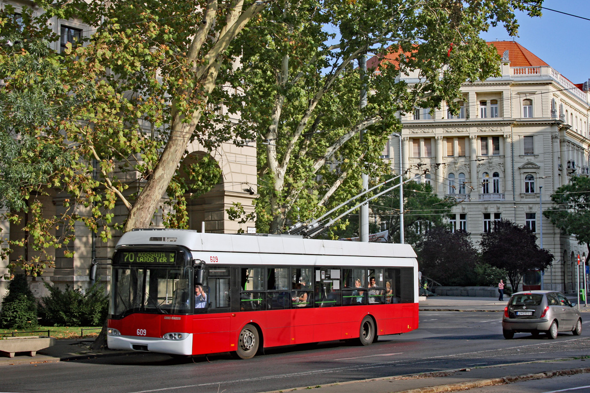 Будапешт, Solaris Trollino II 12 Ganz-Škoda B № 609