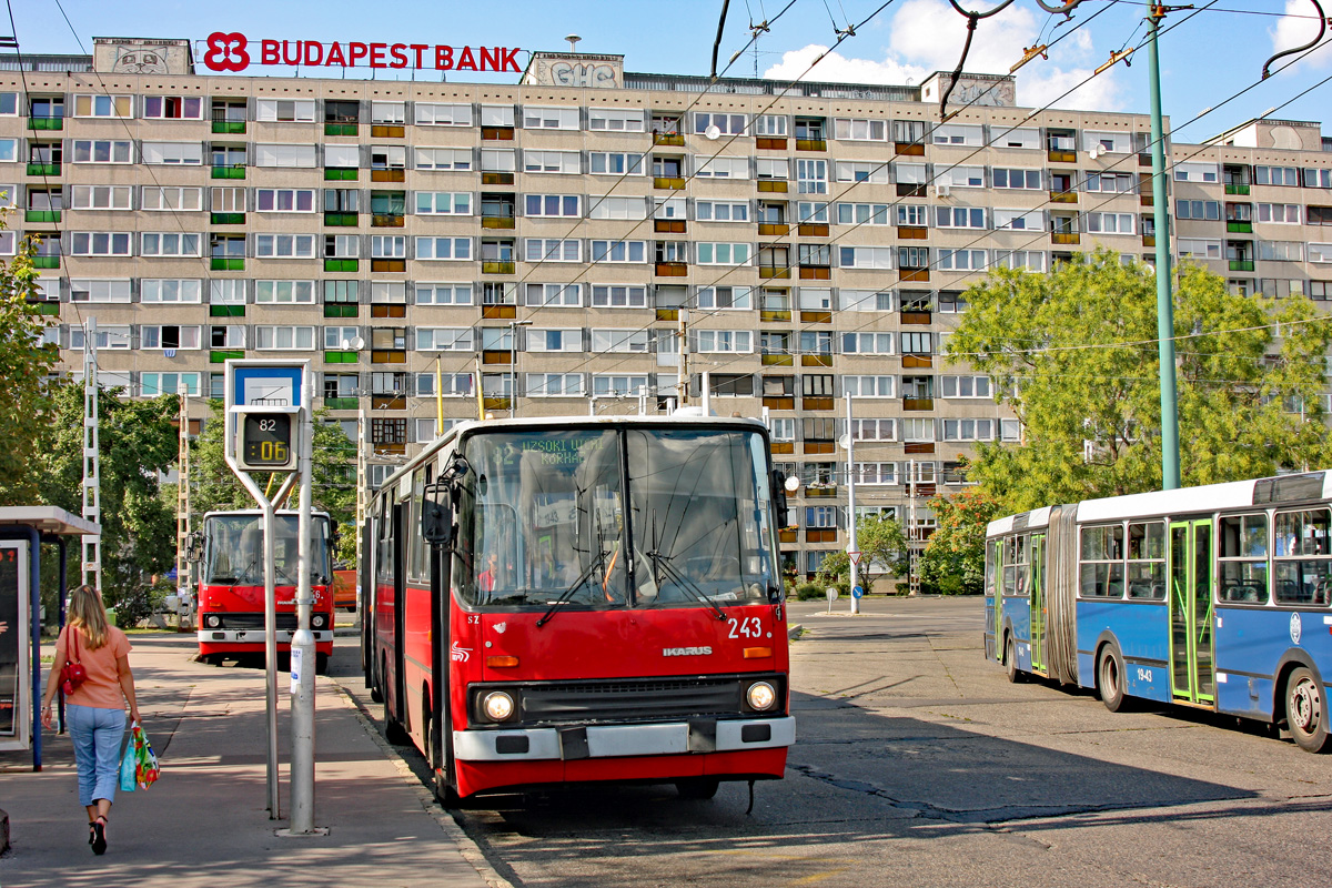 Budapesta, Ikarus 280.94 Nr. 243 Budapesta, Ikarus 280.94 Nr. 243