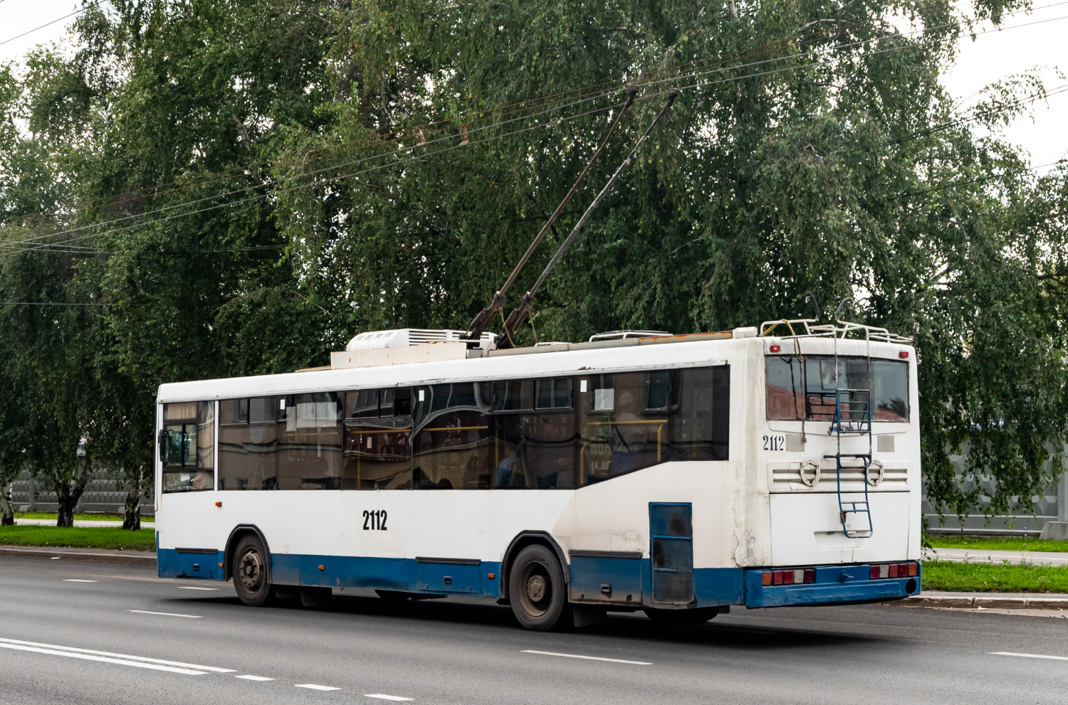 Уфа, НефАЗ-БТЗ 52765Р № 2112