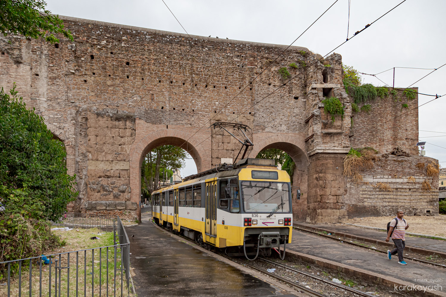 Roma, Firema T66 series 830 nr. 836