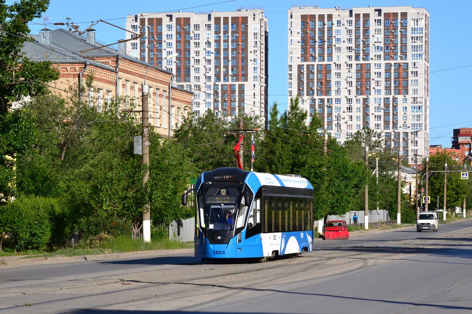 Volgograd, 71-911EM “Lvyonok” N°. 2023