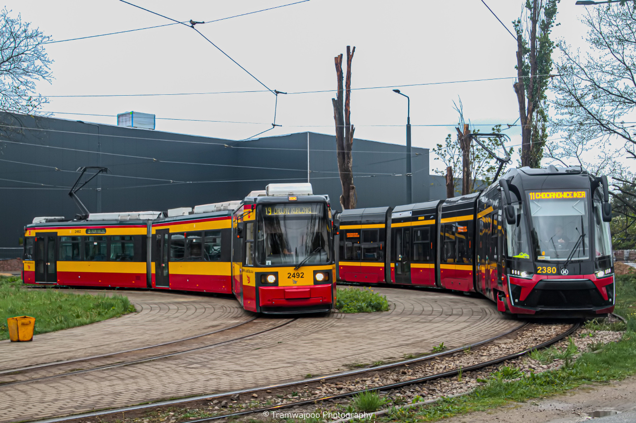 Лодзь, Adtranz GT6M-ZR № 2492