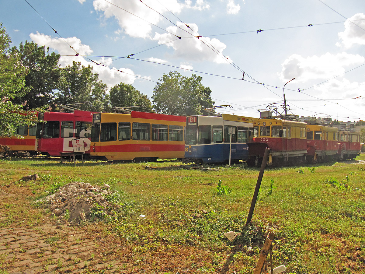 Львов, Schindler/Siemens Be 4/6 № (257); Львов, Schindler/Siemens Be 4/8 № 1256; Львов, СХ-2 № С-003; Львов, СХ-2 № С-002