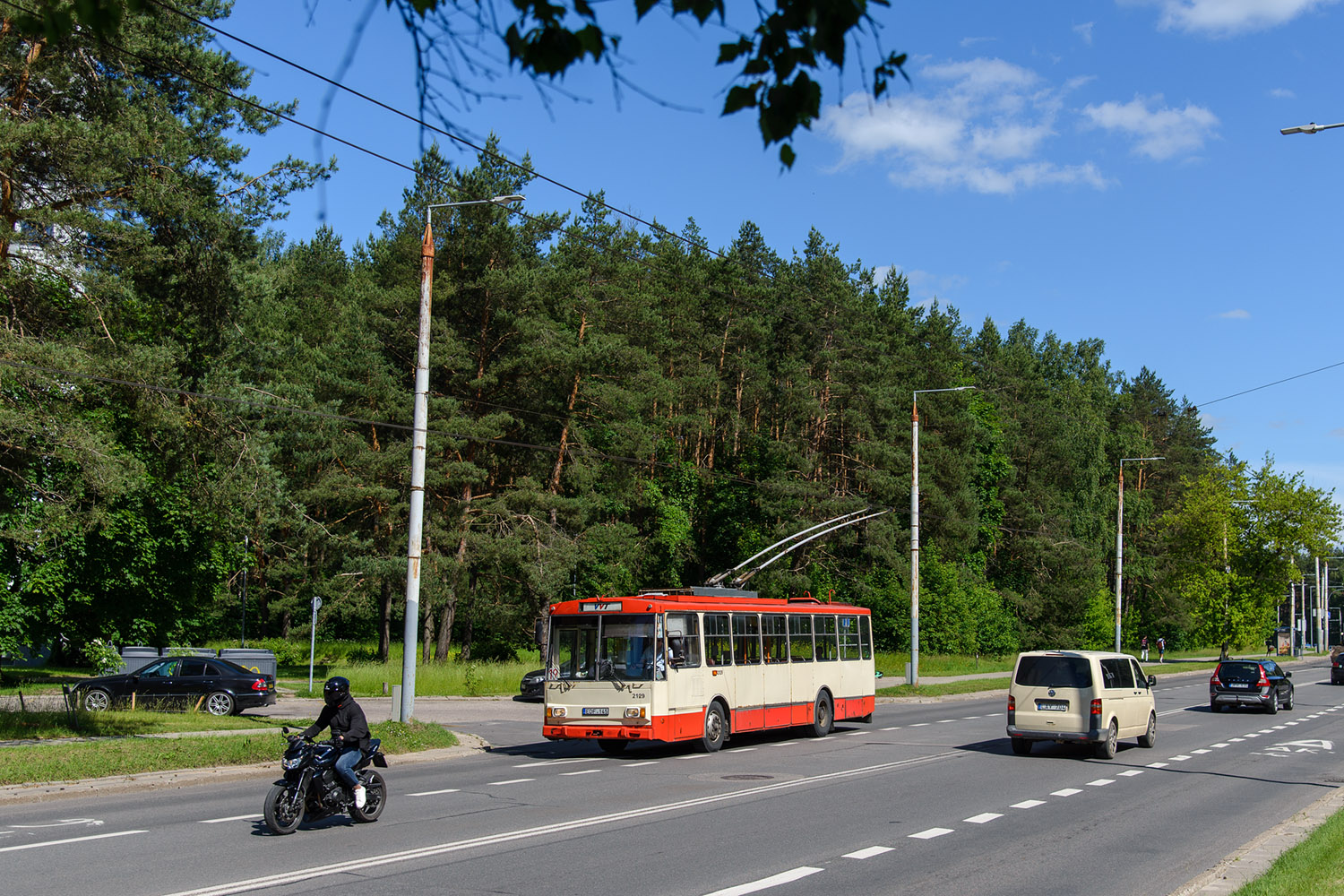 Viļņa, Škoda 14Tr11/6 № 2129