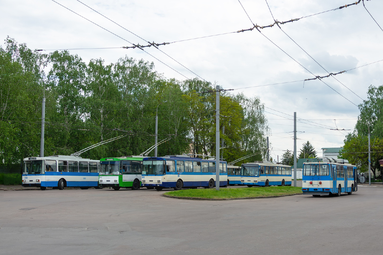 Ровно, Škoda 14Tr01 № 141