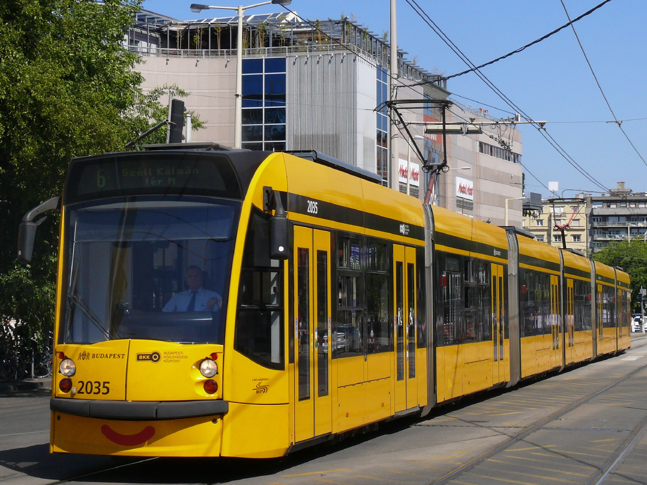 Budapest, Siemens Combino Supra NF12B Nr. 2035