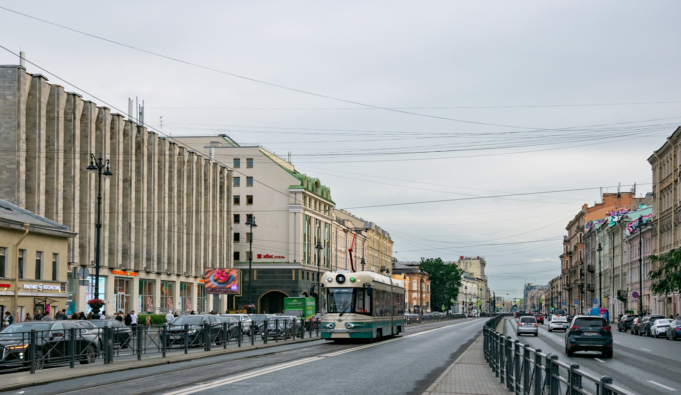 Saint-Pétersbourg, 71-421R-01 "Dovlatov" N°. 3820