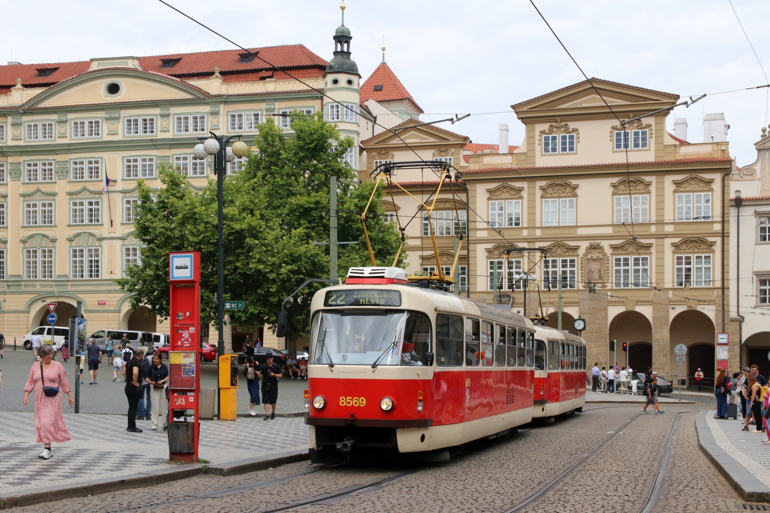 Прага, Tatra T3R.P № 8569