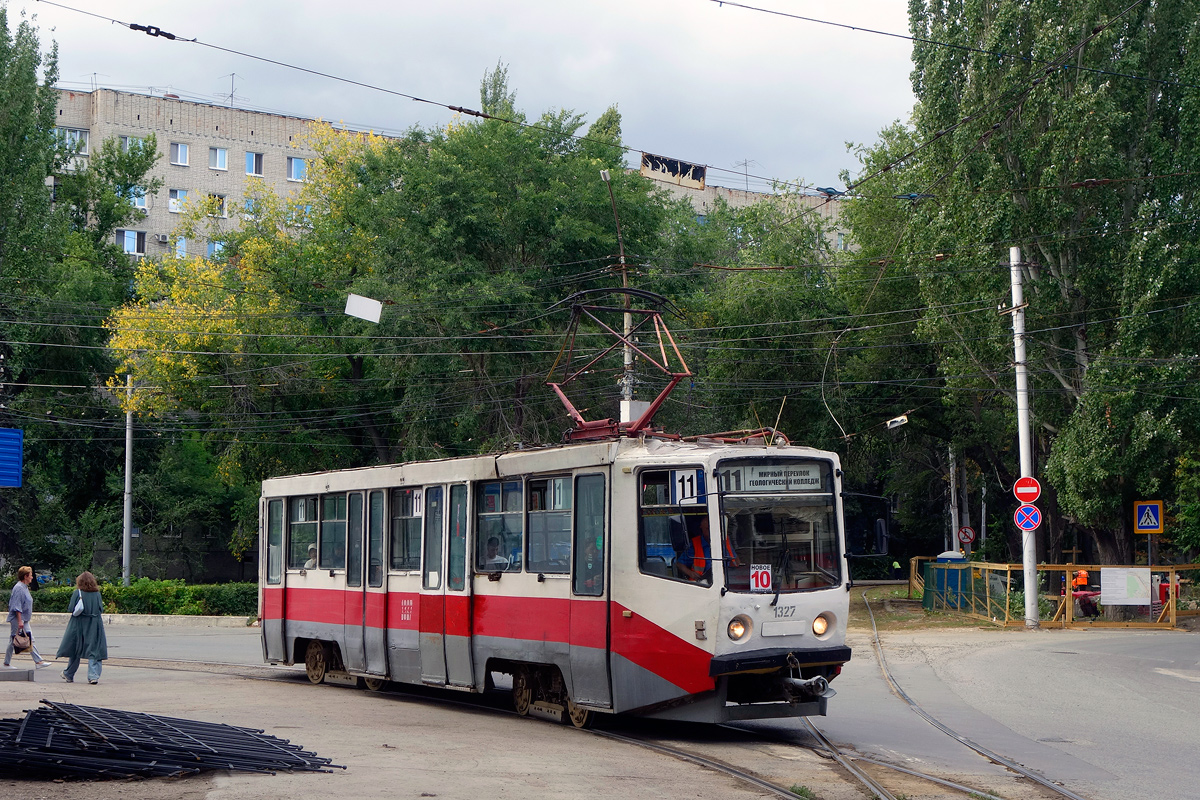 Саратов, 71-608КМ № 1327