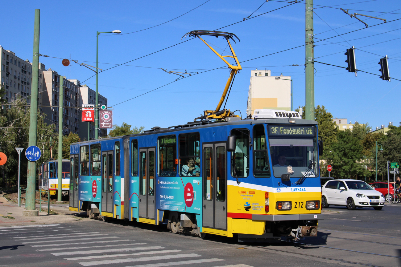 Szeged, Tatra KT4DMC — 212