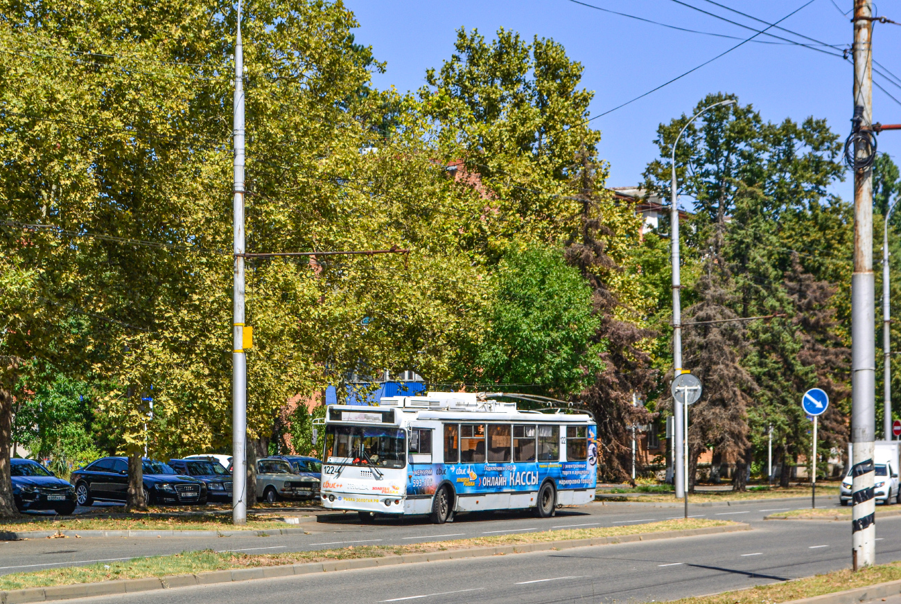 Майкоп, ЗиУ-682Г-016.04 № 122