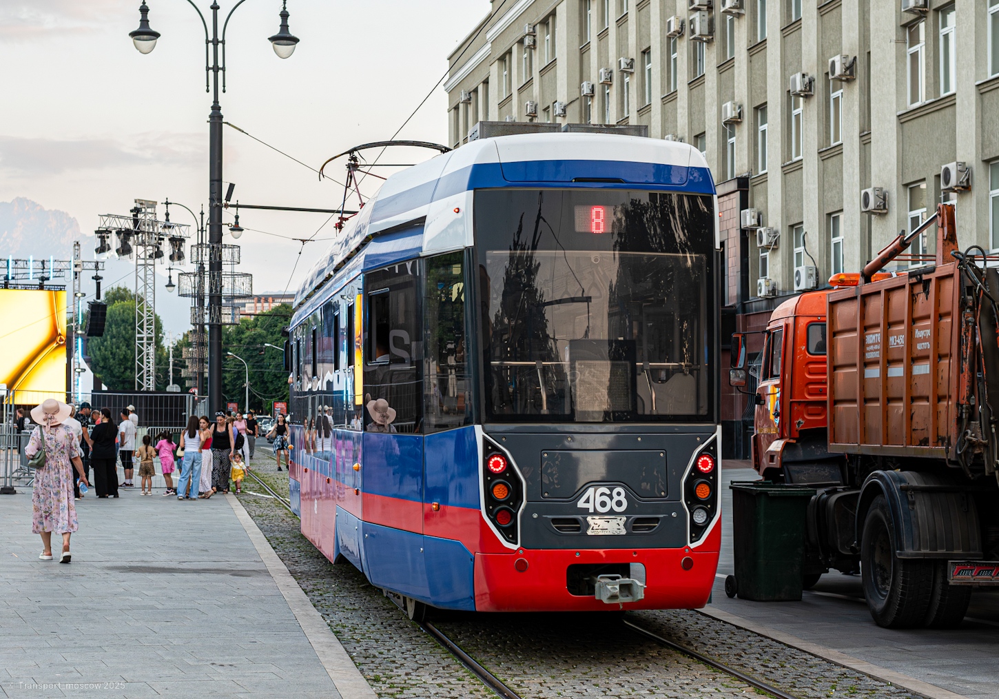 Владикавказ, 71-412 № 468