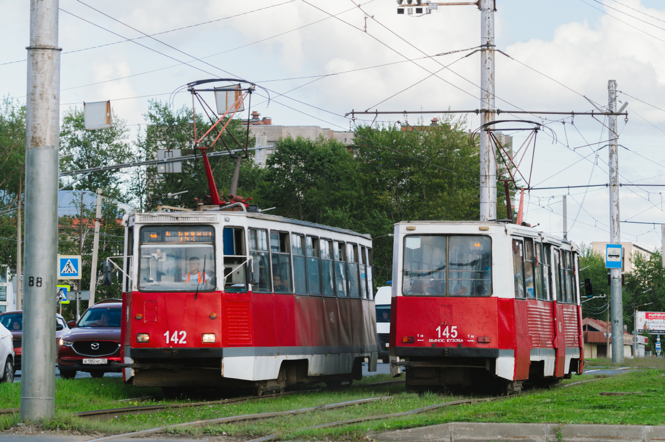 Череповец, 71-605А № 142; Череповец, 71-605А № 145