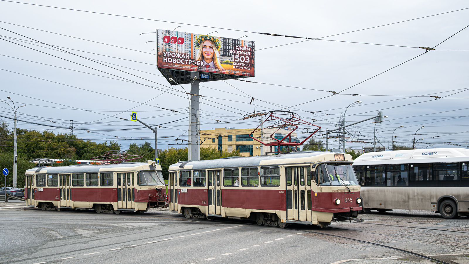 Yekaterinburg, Tatra T3SU (2-door) # 065 Yekaterinburg, Tatra T3SU (2-door) # 065
