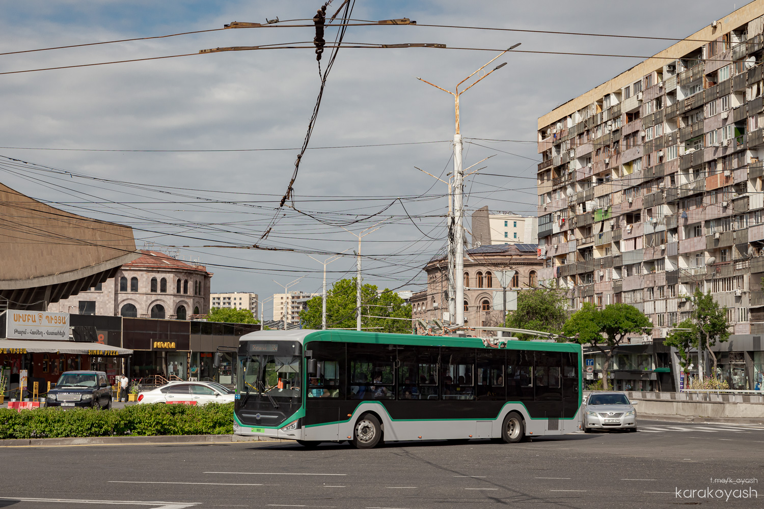 Yerevan, Zhong Tong LCK6126E № 060