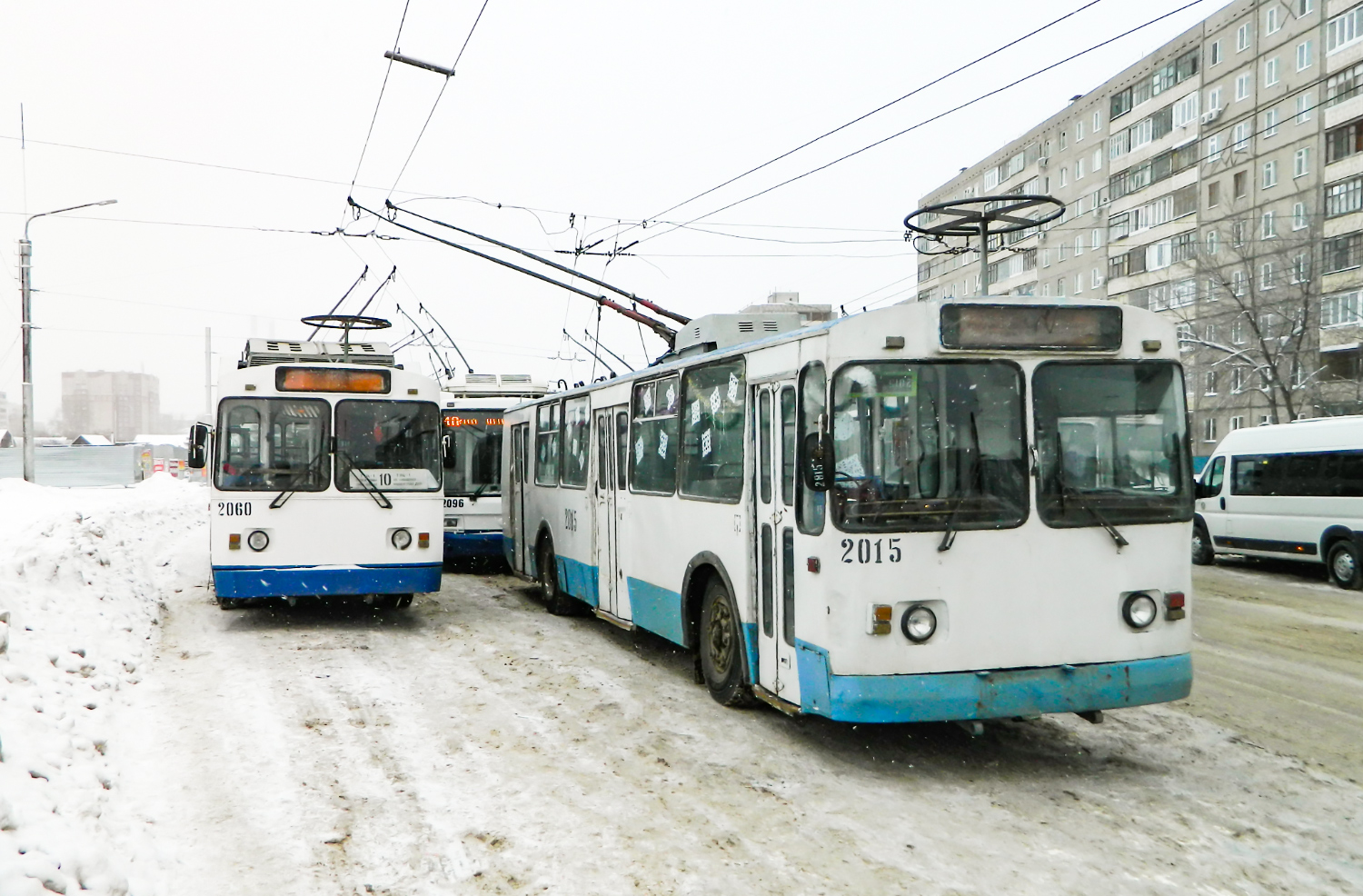 Ufa, BTZ-5276-01 # 2060; Ufa, ZiU-682V [V00] # 2015