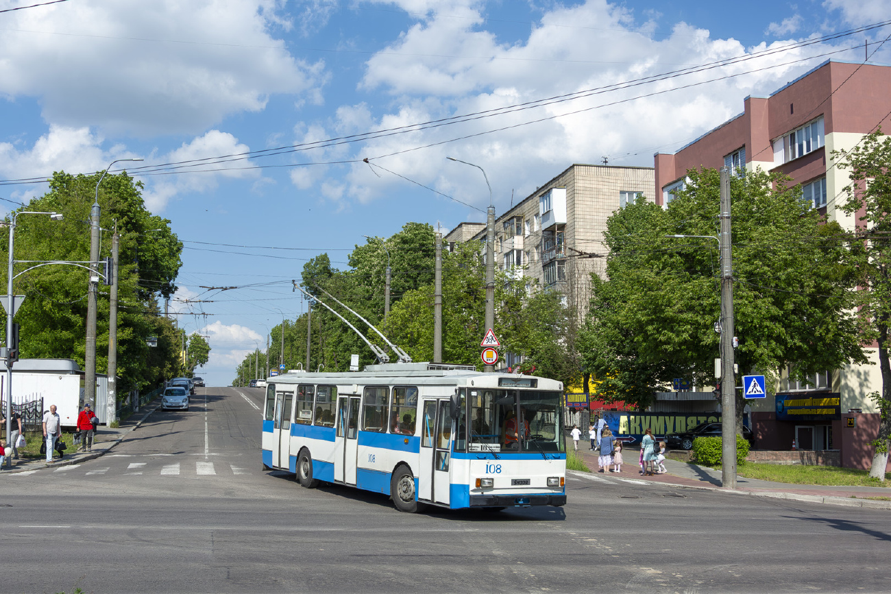 Ровно, Škoda 14Tr89/6 № 108