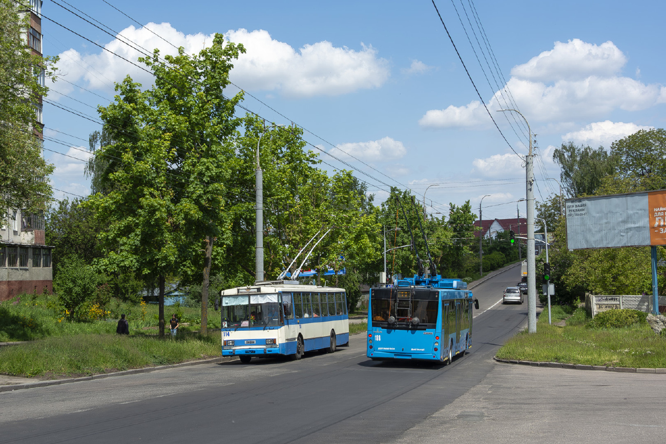 რივნე, Škoda 14Tr89/6 № 114; რივნე, Dnipro T203 № 188