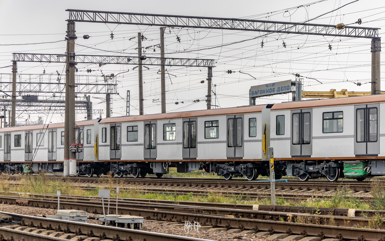 Санкт-Петербург, 81-727.1 «Балтиец» № 27077; Санкт-Петербург — Метрополитен — Перегонка вагонов метро по ж/д