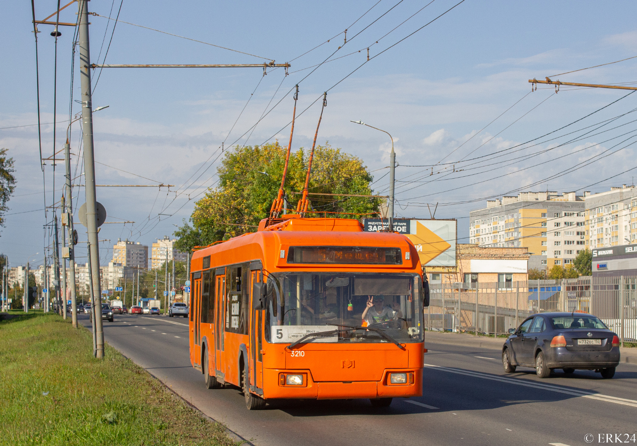 Nizhny Novgorod, BKM 321 # 3210