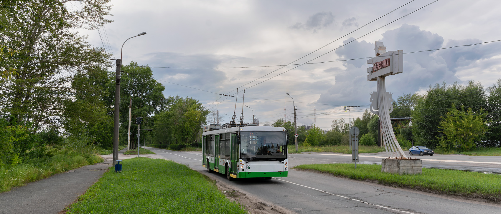 Березники, Тролза-5265.00 «Мегаполис» № 166