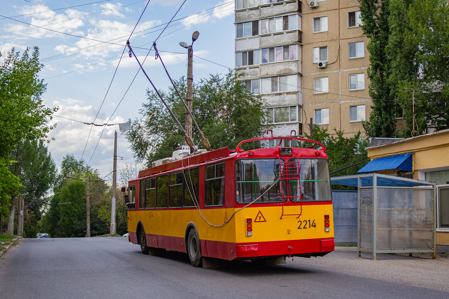 Saratov, ZiU-682G-016 (012) № 2214