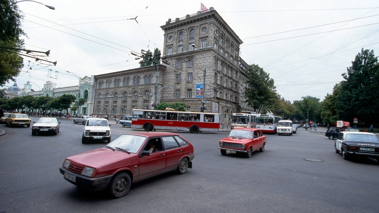 Кишинёв, ЗиУ-682В [В00] № 1205