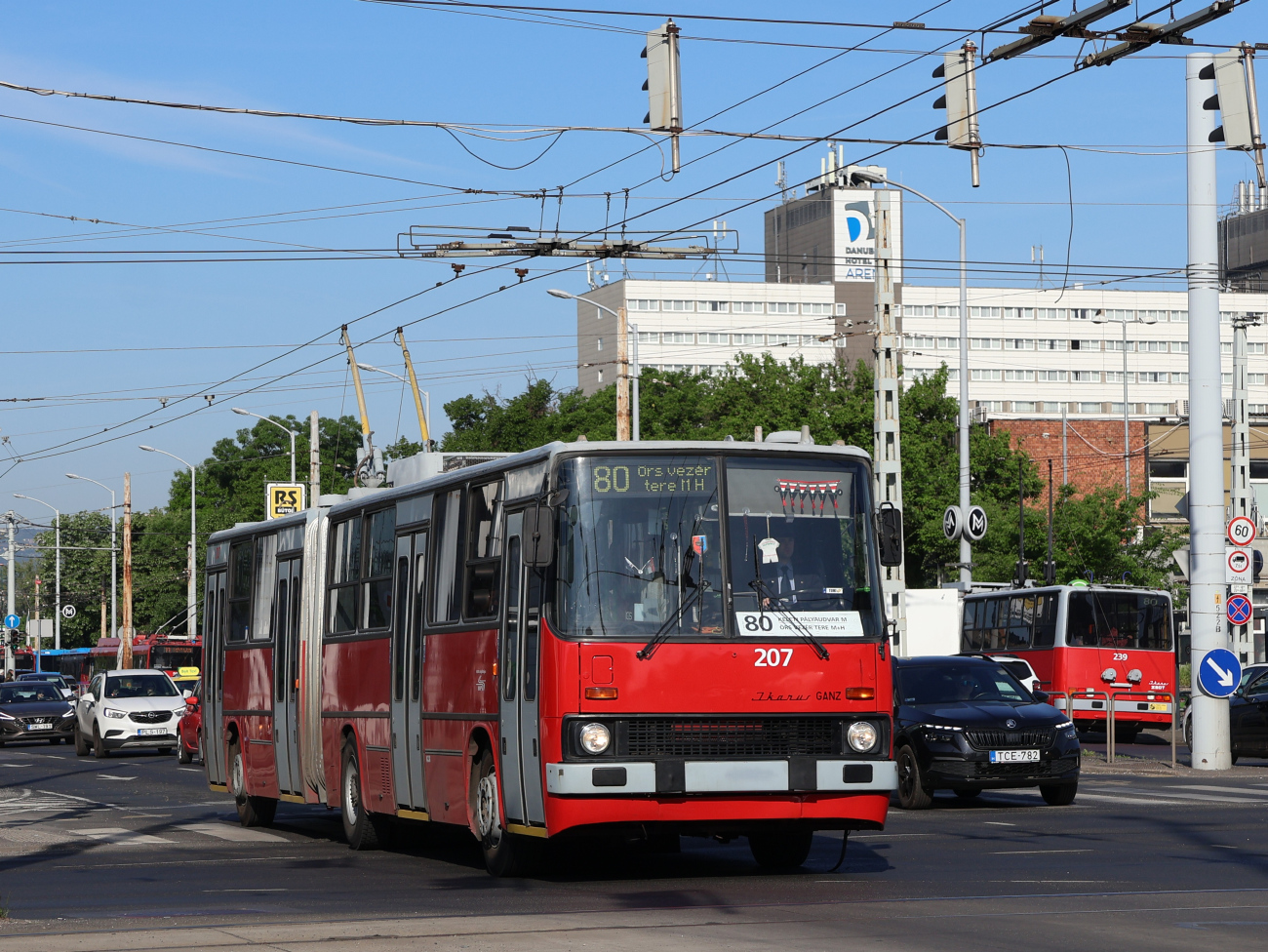 Будапешт, Ikarus 280.94 № 207