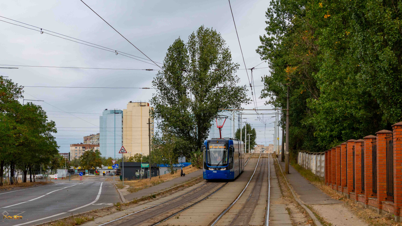 Киев, PESA 71-414К-2 (Fokstrot) № 798; Киев — Трамвайные линии: Дарницкая сеть