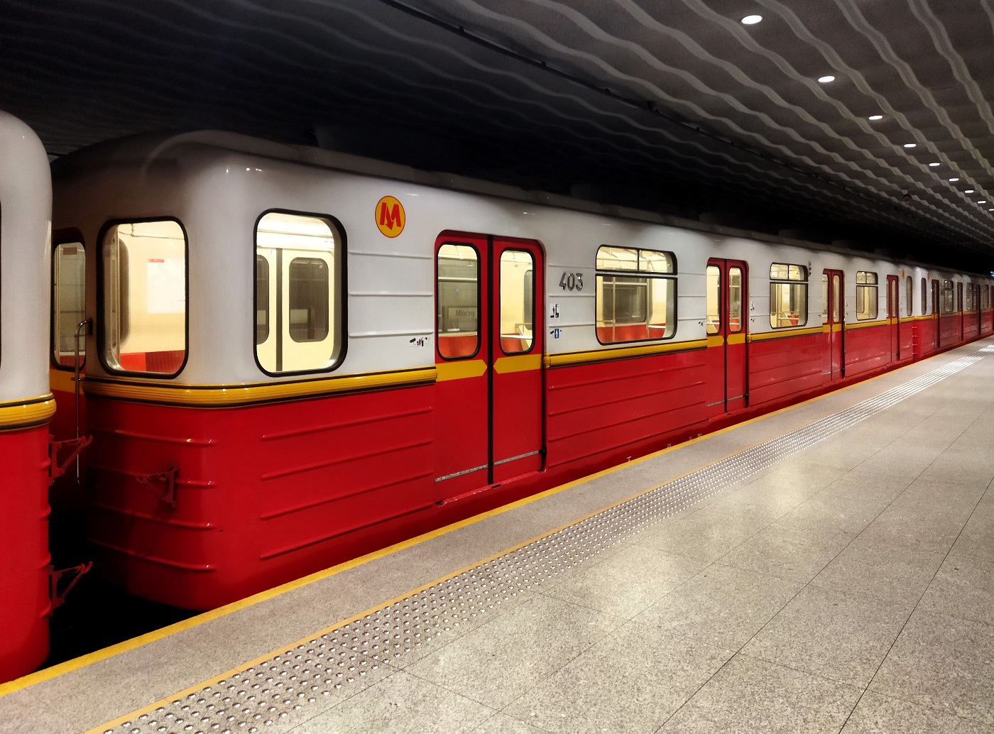 Варшава, 81-714.3 № 403