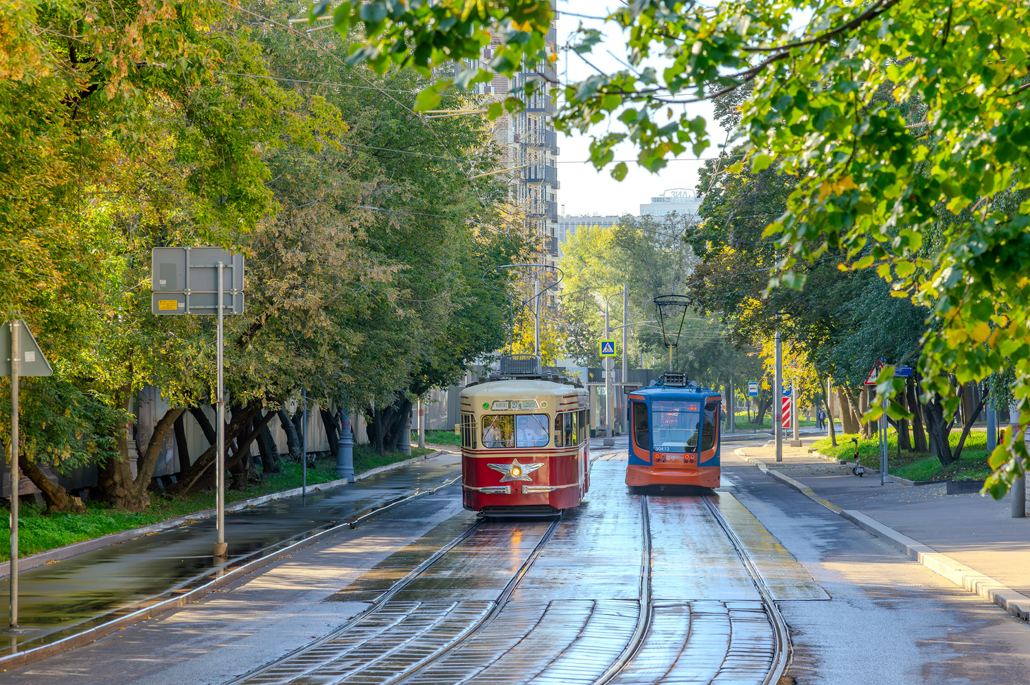 Москва, КТМ-1 № 0002; Москва, 71-623-02 № 30413; Москва — Осенний парад и выставка ретротранспорта 6 сентября 2025