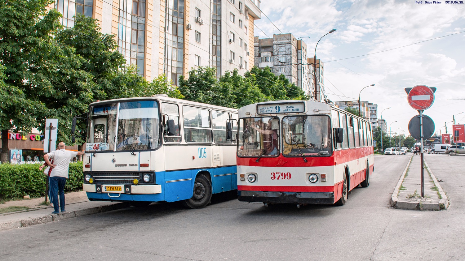 Кишинёв, ЗиУ-682Г [Г00] № 3799; Кишинёв — Разные фотографии