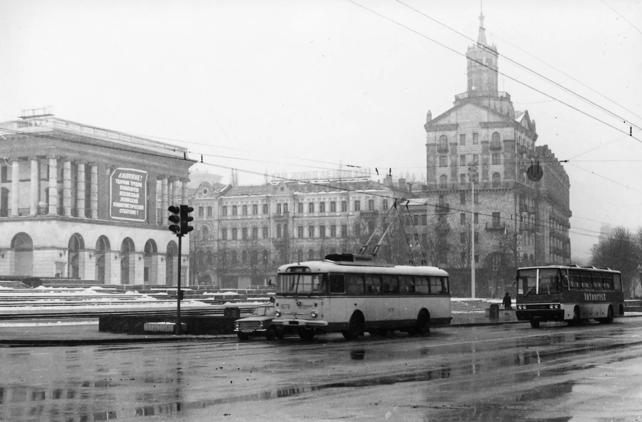 Kijevas, Škoda 9TrH29 nr. 1676; Kijevas — Closed trolleybuses lines; Kijevas — Historical photos