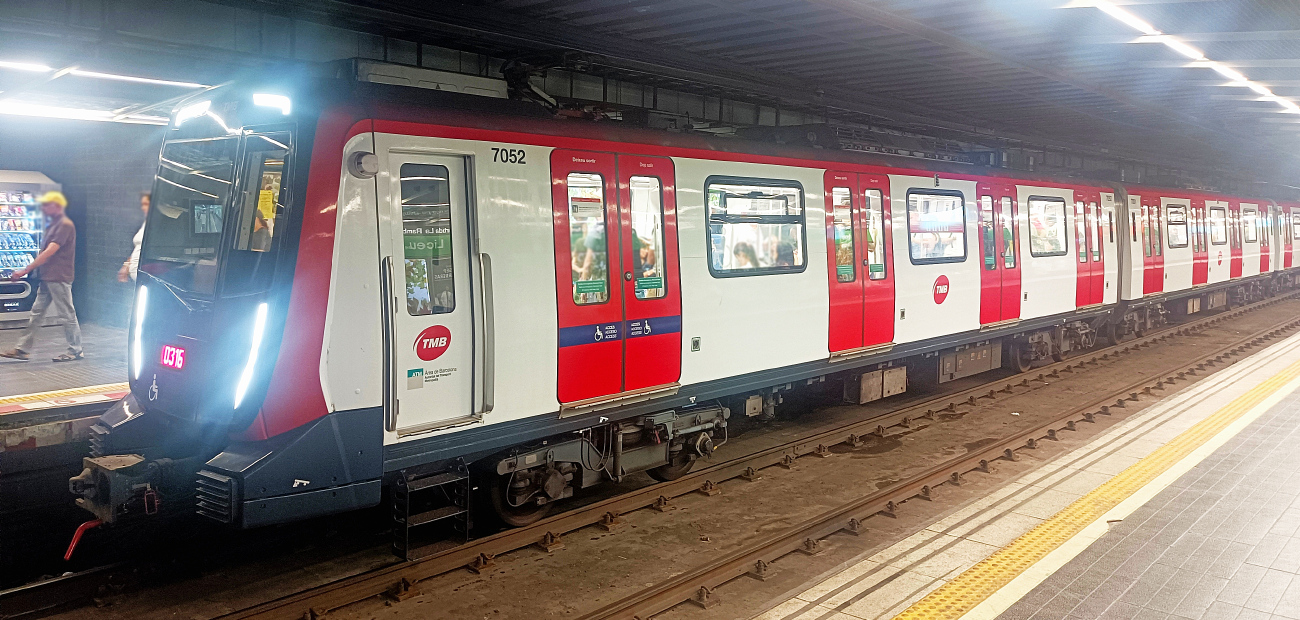 Barcelona, Alstom Metropolis S7000 nr. 7052