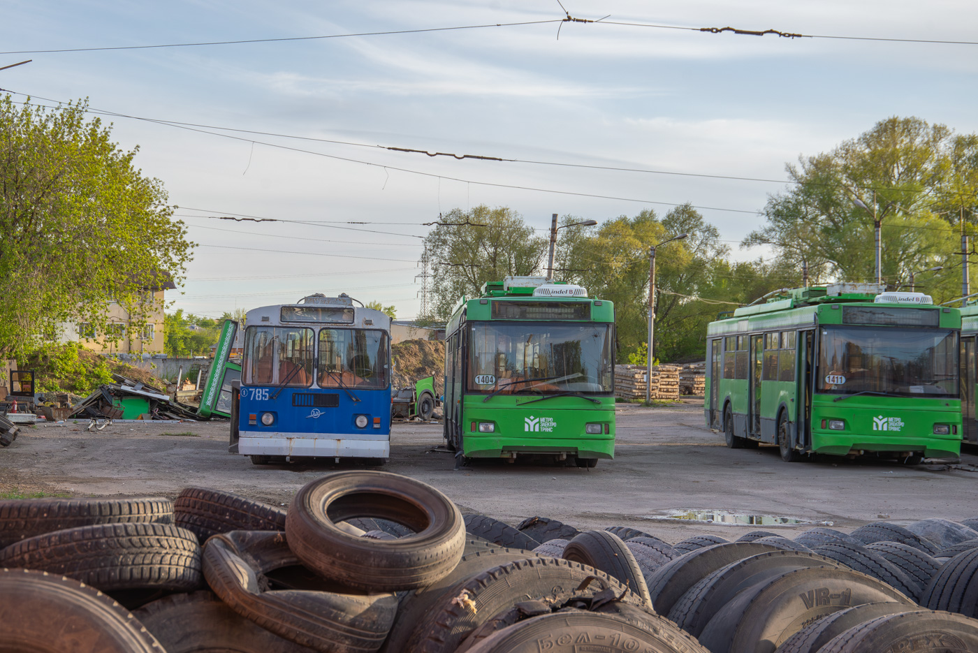 Казань, ЗиУ-682Г-016 (012) № 785; Казань, Тролза-5275.03 «Оптима» № 1404; Казань, Тролза-5275.03 «Оптима» № 1411
