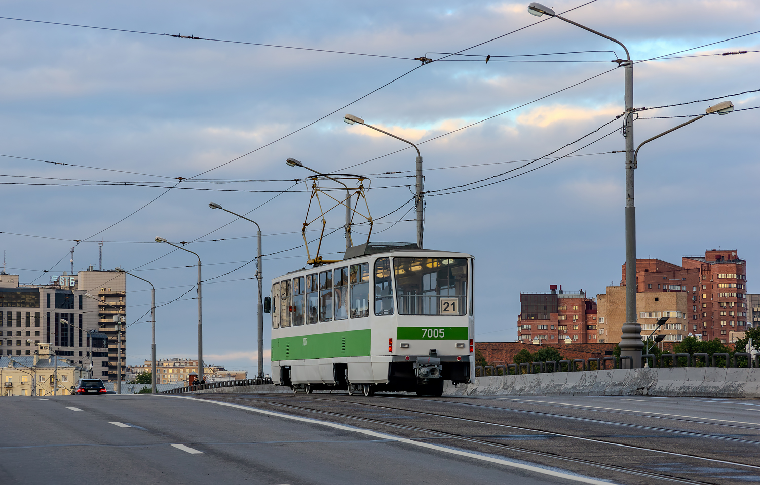 Москва, Tatra T7B5 № 7005; Москва — Осенний парад и выставка ретротранспорта 6 сентября 2025 Москва, Tatra T7B5 № 7005; Москва — Осенний парад и выставка ретротранспорта 6 сентября 2025