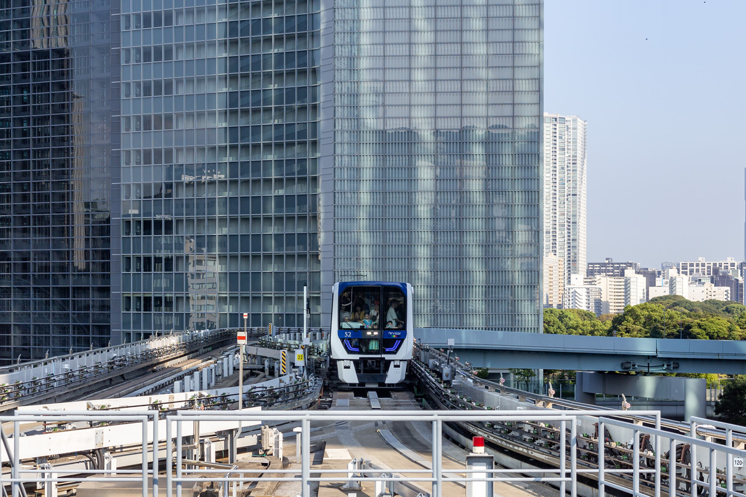 Токио, Yurikamome 7500 series № 52