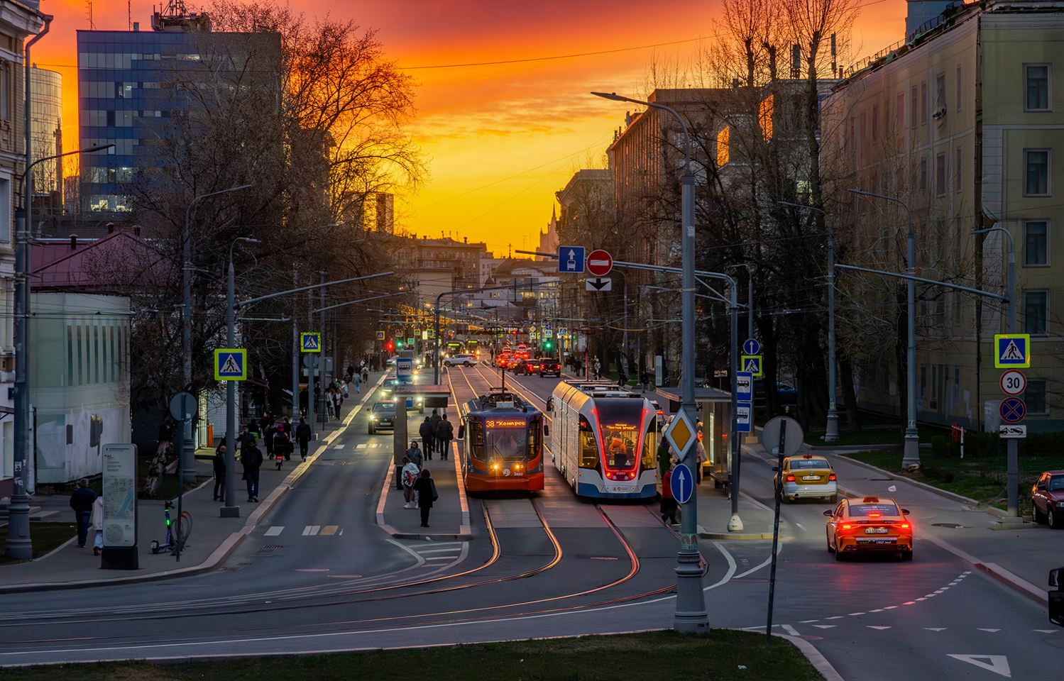 Москва, 71-623-02 № 2660; Москва, 71-931М «Витязь-М» № 31200