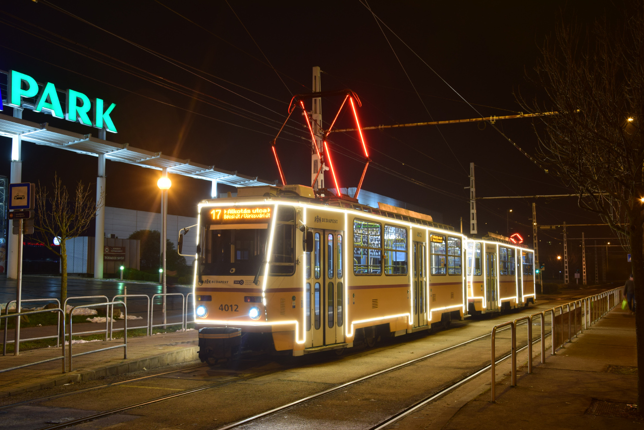 Budimpešta, Tatra T5C5K2 Br. 4012; Budimpešta — Christmas Vehicles
