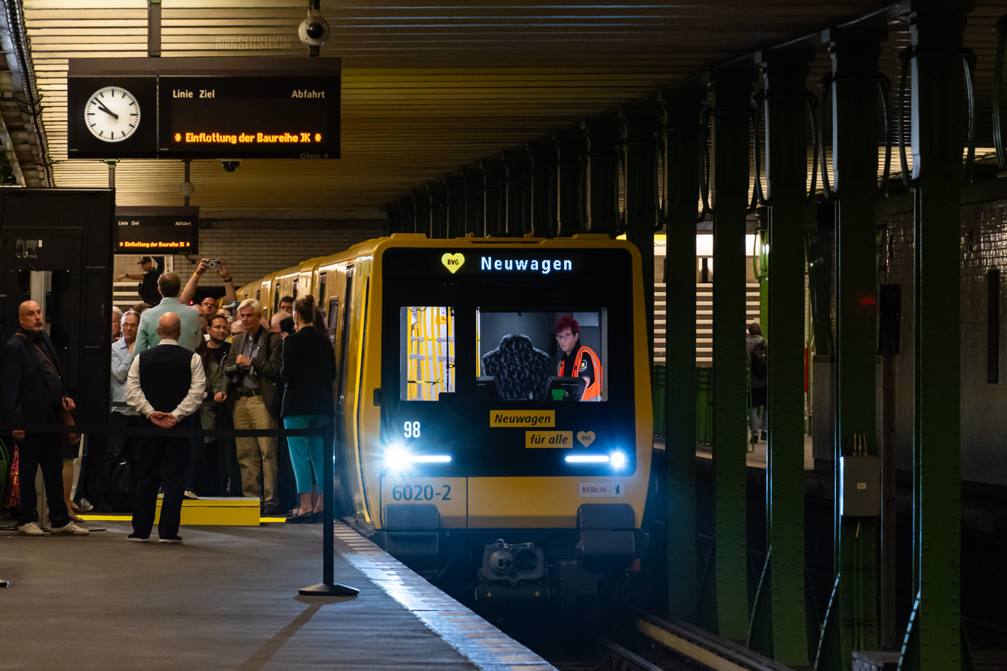 Берлин, BVG JK № 6020-2