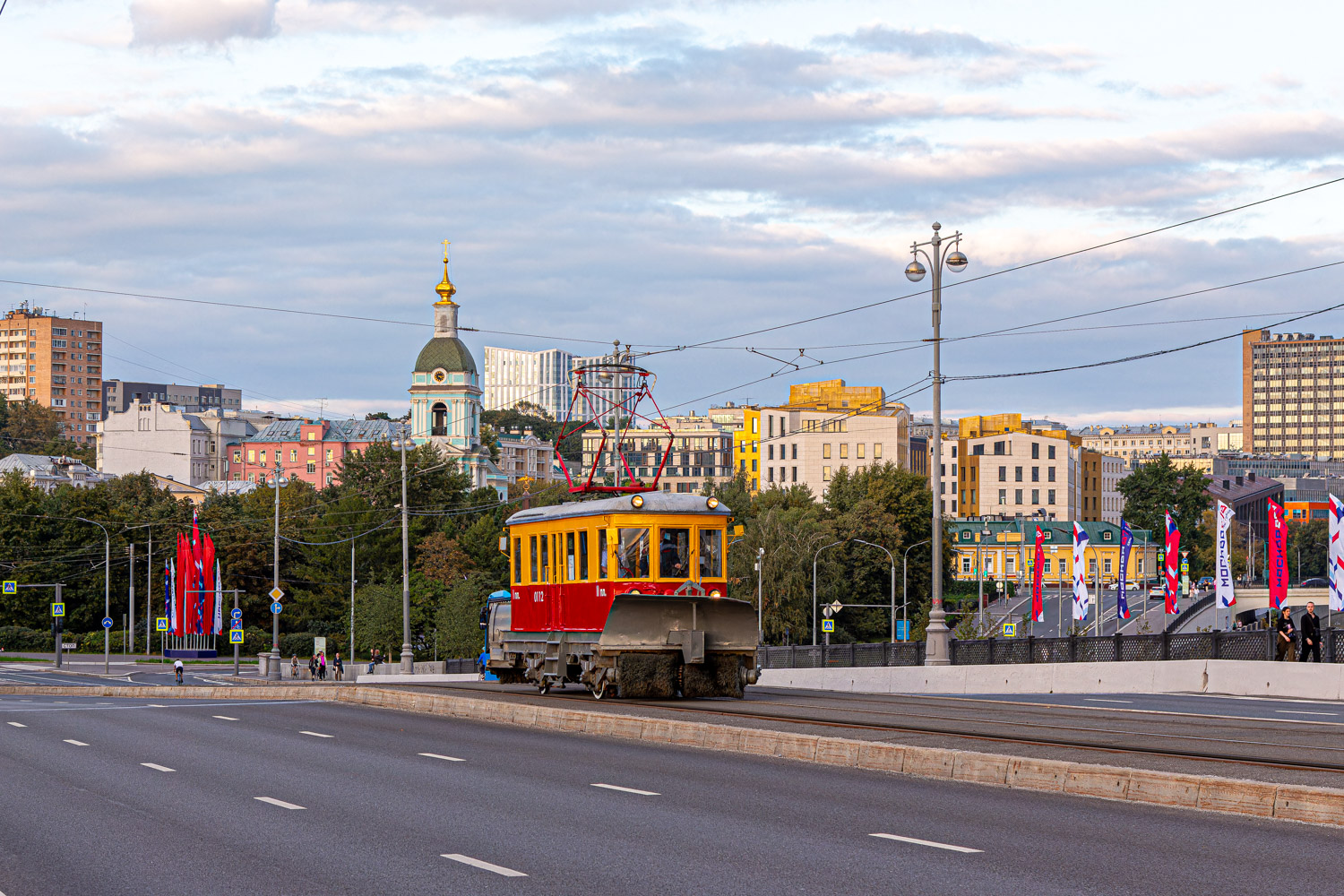 Moskwa, GS-4 (GVRZ) Nr 0112; Moskwa — Autumn retro transport parade and exhibition on September 6, 2025 Moskwa, GS-4 (GVRZ) Nr 0112; Moskwa — Autumn retro transport parade and exhibition on September 6, 2025