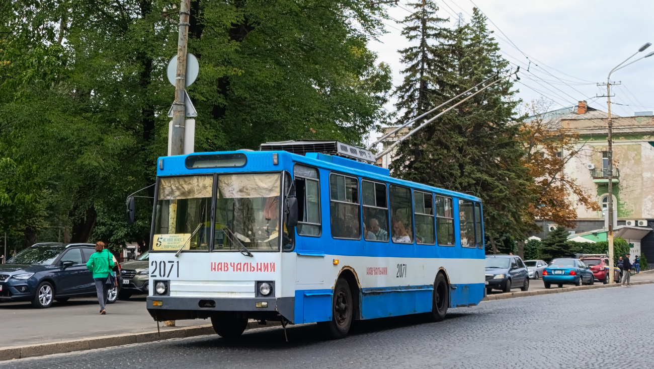 Dnjepar, YMZ T1R (Т2P) Br. 2071