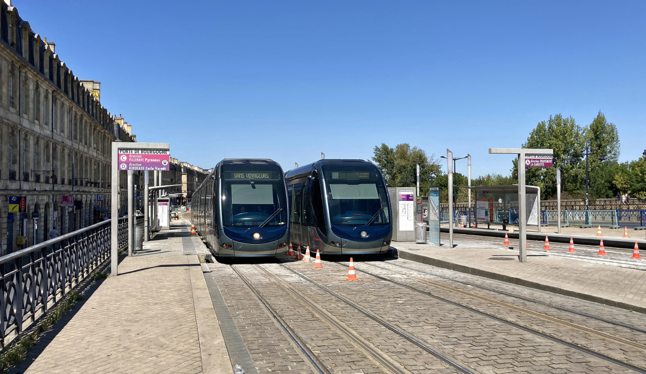 Бордо, Alstom Citadis 402 № 2511; Бордо — Трамвайные линии и инфраструктура