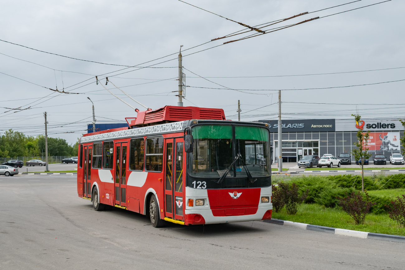 Тула, ЛиАЗ-5280 № 123