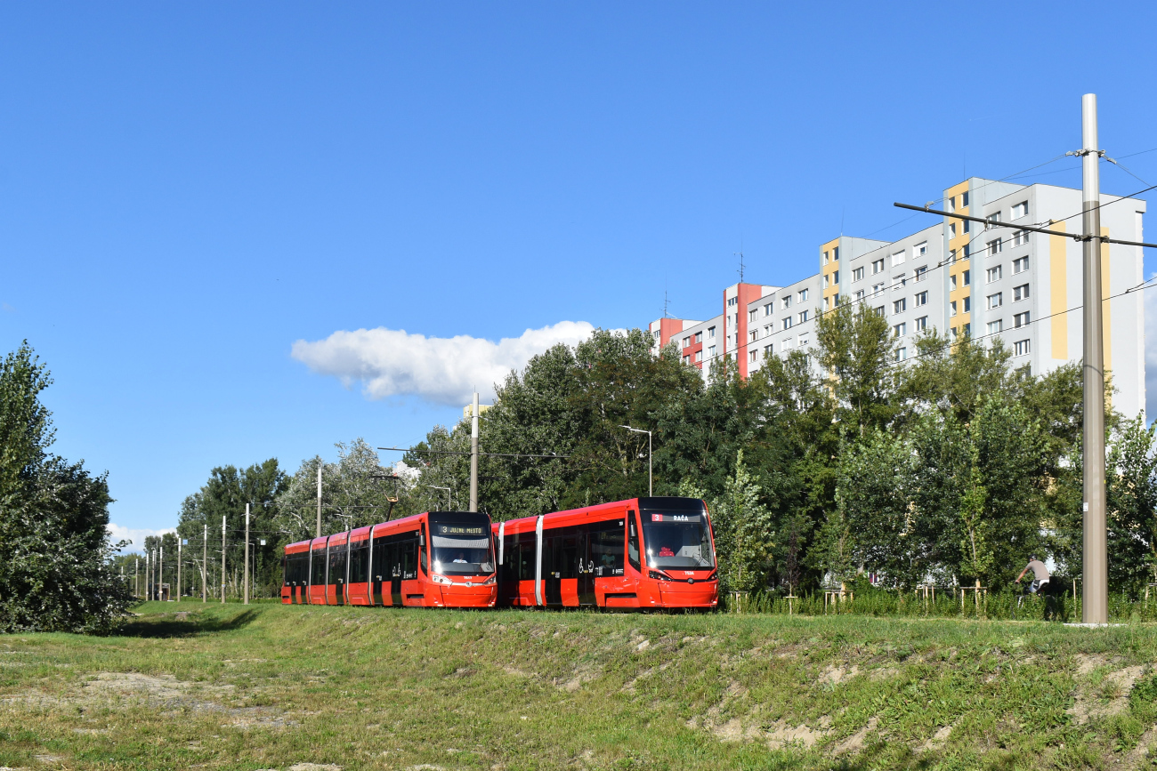 Братислава, Škoda 30T ForCity Plus № 7517