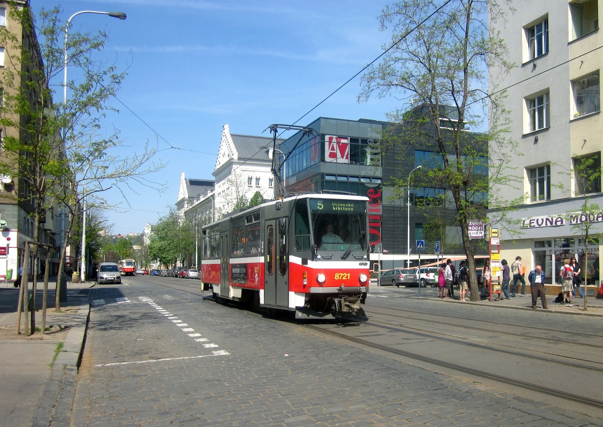 Прага, Tatra T6A5 № 8721