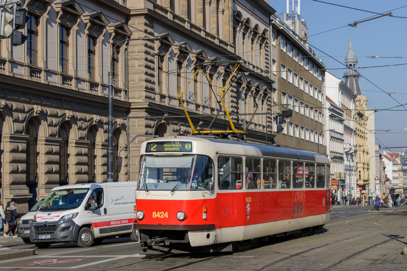 Прага, Tatra T3R.P № 8424