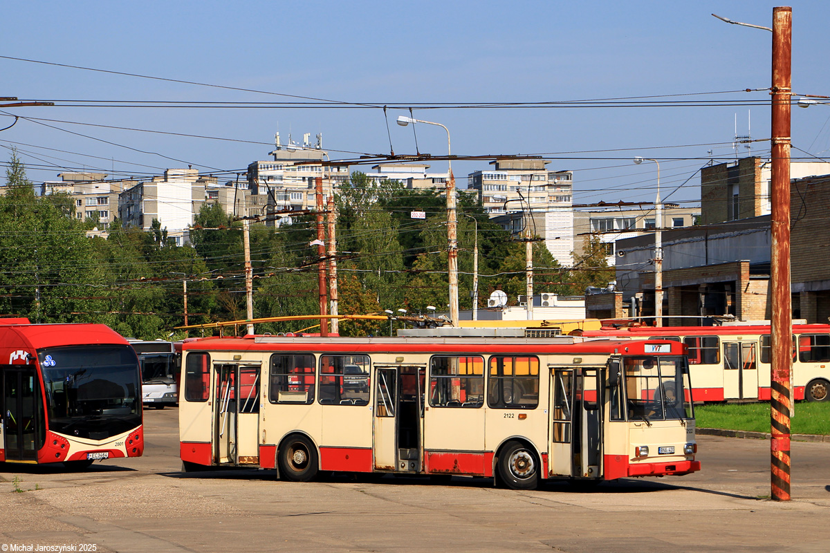 Вильнюс, Škoda 14Tr10/6 № 2122