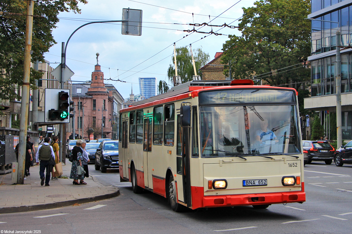 Вильнюс, Škoda 14Tr17/6M № 1652